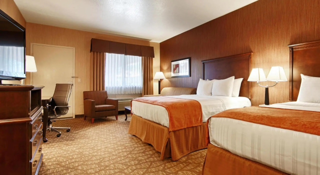 Люкс Best Western San Dimas Hotel & Suites