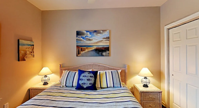 701Ns Barefoot Getaway - Two Bedroom Townhome
