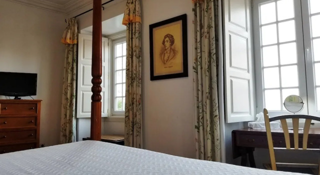 Двухместный номер Superior с балконом Lawrences Hotel
