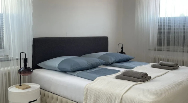 GREEN HILL Apartment
