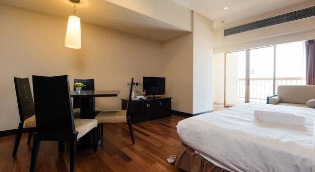 Студия Deluxe с балконом W Studio Resort Suites at Pyramid Tower