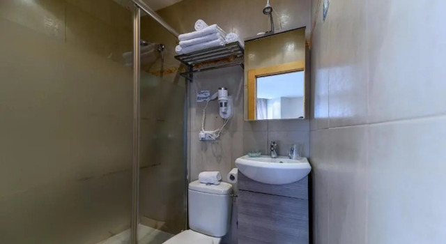 Четырёхместный номер Standard Hosteria Villa de Castro