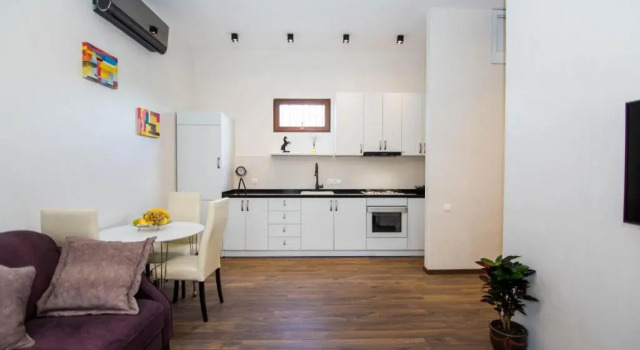 Апартаменты Your place in Old Tbilisi (Liberty Square)