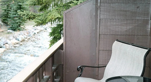 Fawn Valley Inn: 210 1 Bedroom Condo, Забронировать Апартаменты/квартира Отели Эстес-Парк с парковкой, Парковка