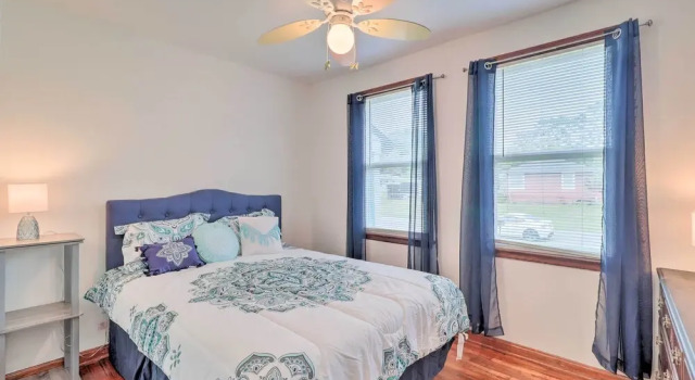 Коттедж Jacksonville Retreat w/ Pool & Yard - 3 Mi to Zoo!