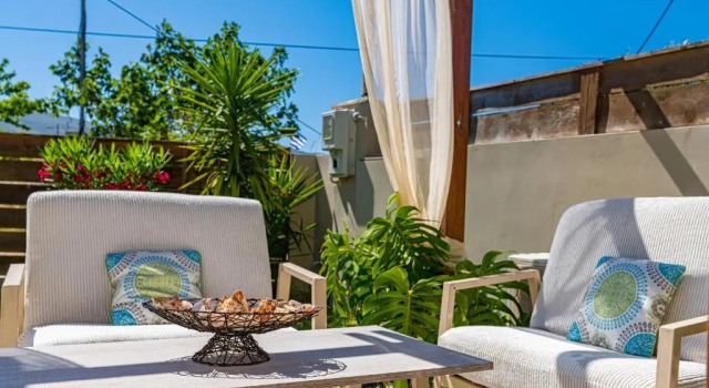 Апартаменты c 1 комнатой Anemoni Apartments