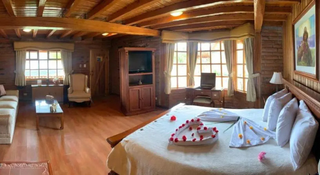 Puerto Lago Country Inn&Resort, Book Ferieresort Otavalo Imbabura