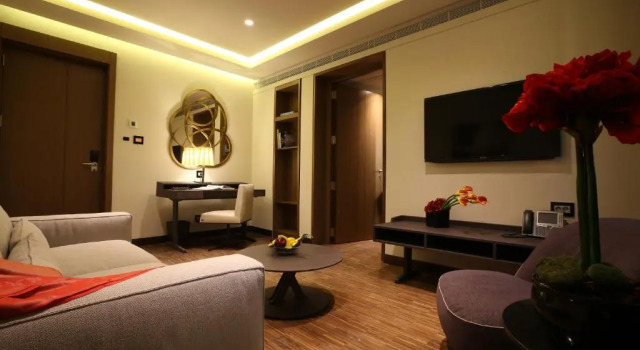 Полулюкс с видом на море Lancaster Plaza Beirut