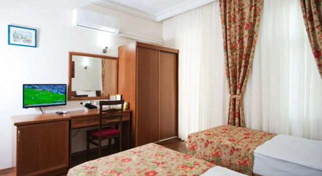 Одноместный номер Standard Triana Hotel