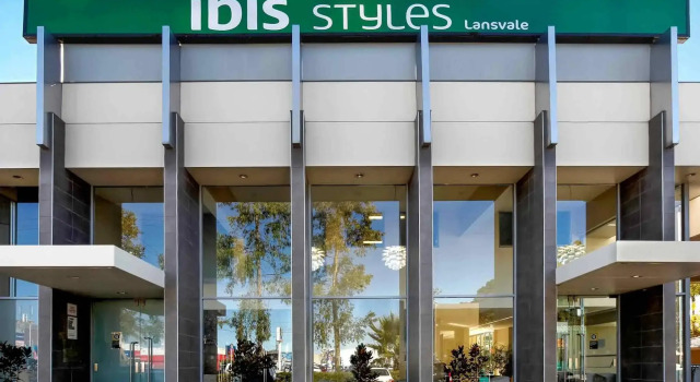 Ramada Hotel & Suites Sydney Cabramatta