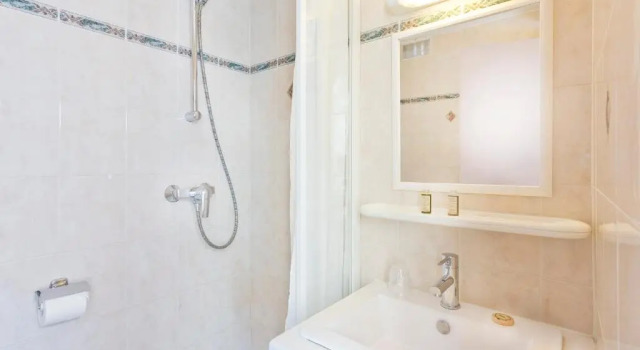 Двухместный номер Standard Hôtel Donjon Vincennes