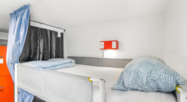 Кровать в общем номере (женский номер) Samesun Toronto