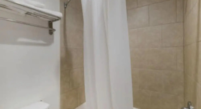 Четырёхместный номер Standard Super 8 by Wyndham Wichita Falls