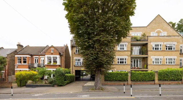 The Brockwell Park Escape - Bright 2BDR Flat with Parking, Rezervați Apartament Norwood Londra Mare