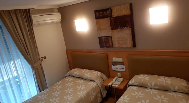 Hostal Arotza, Rezerwuj Hotel Tafalla Nawarra