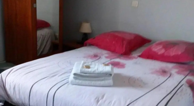 La Roseraie, Rezerwuj Hotel Amberieux-en-Dombes Ain