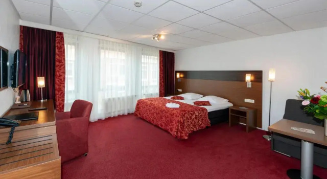 Полулюкс Hampshire Hotel Petit Nord