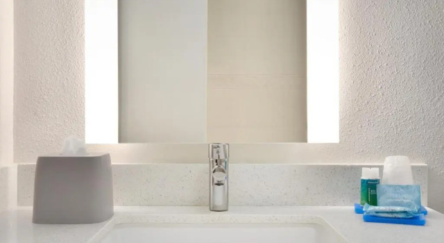 Четырёхместный номер Standard Holiday Inn Express Hotel & Suites Dallas NE - Allen by IHG