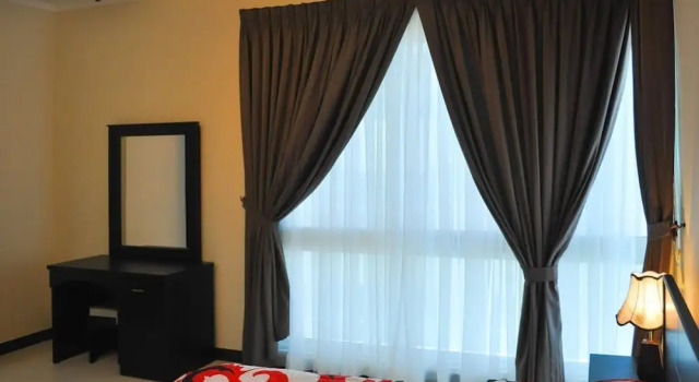 Golden Treasure Tower Family Apartment, Rezervovat Apartmán Hotely v Capital Governorate s bazénem, Bazén