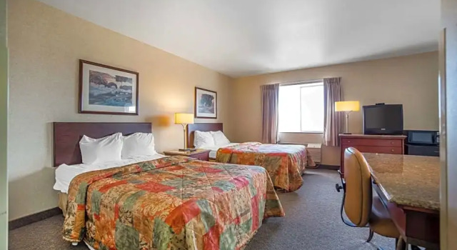 Люкс Rodeway Inn & Suites Nampa