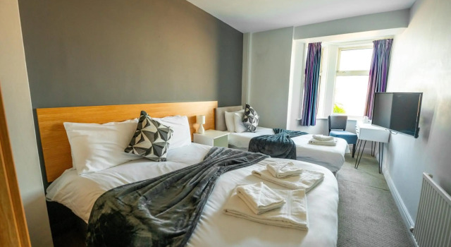 Strathmore Hotel