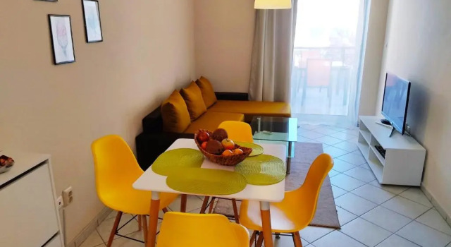 Golden Sky 3 Apartment