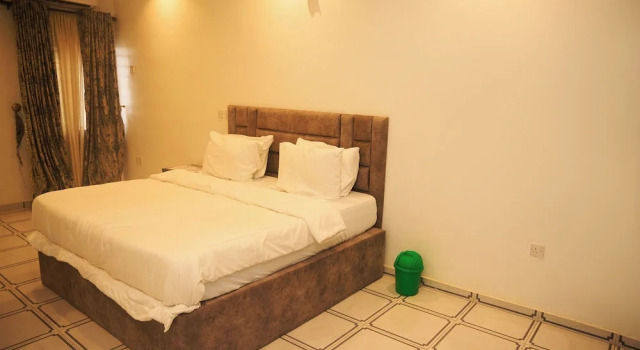 Luxurious 1 Duplex and 3 Flats Apartments, Ugbor Village RD, Benin City Nigeria
