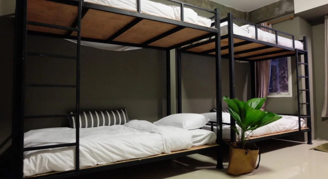 Ma Norn Phuket Hostel