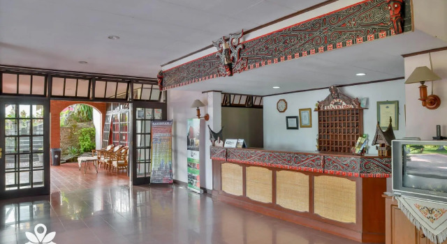 Silintong Hotel, Book Hotel Tuk Tuk 
