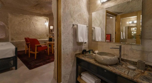 Полулюкс The Niche Cave Hotel
