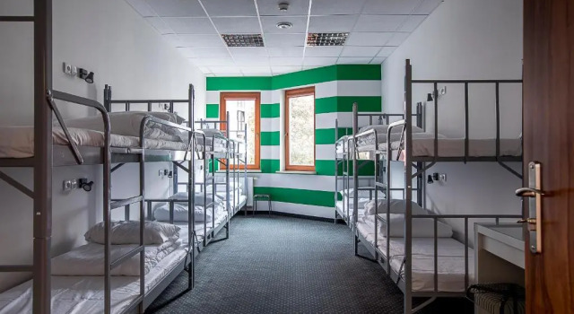 Кровать в общем номере (женский номер) Inbed Hostel