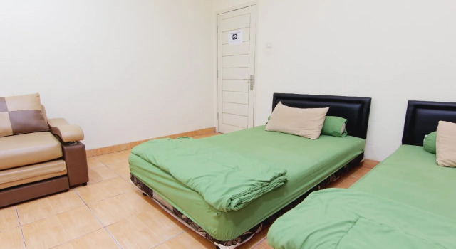 Radio Backpacker Guesthouse, Rezervasyon Otel Bandung Kidul Bandung