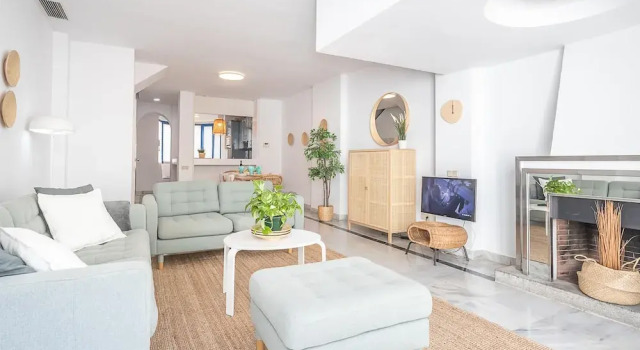 Marbella House Gf30 in Marbella, Забронировать Апартаменты/квартира Отели Марбелья с бассейном, рядом с Пляж Фонтанилла, Бассейн