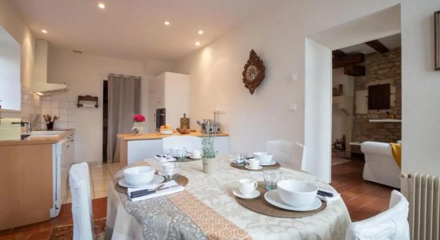 La "Petite" Maison, Rezerwuj Hotel Saint-Romain Burgundia