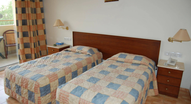 Moniatis Hotel