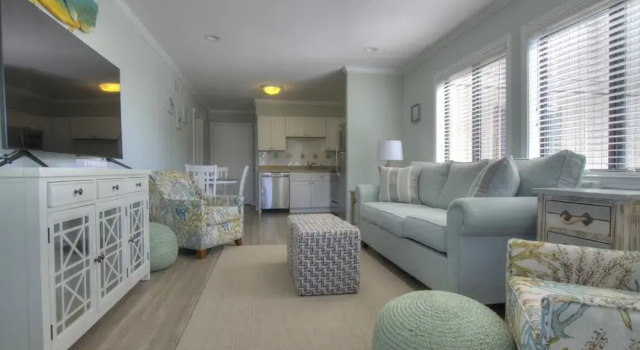 Southwinds J6 2 Bedroom Condo by RedAwning