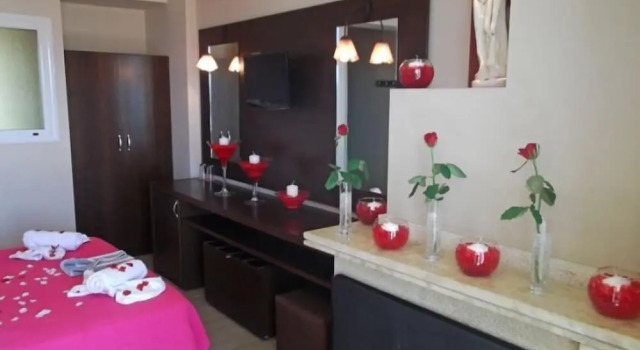 Двухместный полулюкс с балконом и с видом на море 9 Queens Spa Hotel