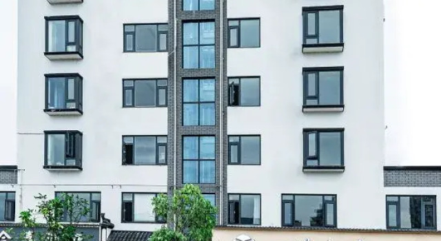 Yichuan Shanshe Hotel (Wuyuan Huaxing Square Branch), Prenota Hotel Shangrao Jiangxi