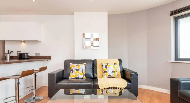 Light and Bright 1BR Apartment Close to Station, Забронировать Апартаменты/квартира Апартаменты Лидса, рядом с Университет Лидса, Апартаменты/квартира