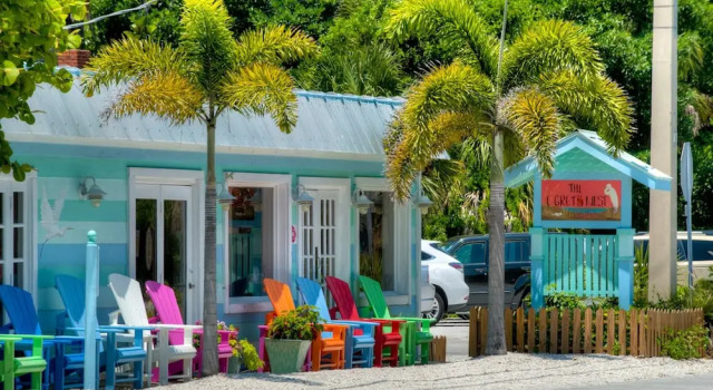 Summer Breeze Apartment 5
