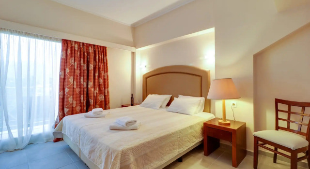 Семейный люкс с 2 комнатами Calamos Beach Family Club by Anayia All Inclusive Resorts