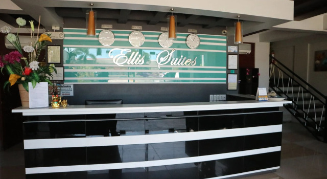 The horizon suites and arcade