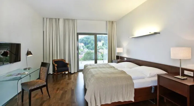 Hotelappartements Privatklinik Maria Hilf, Забронировать Апартаменты/квартира Отели Клагенфурт-ам-Вёртерзе с парковкой, рядом с Галерея Alpen Adria, Парковка