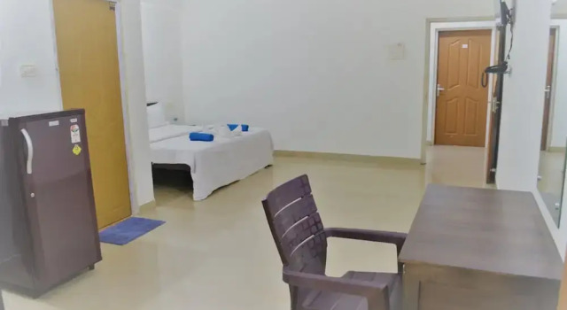Goaxa Inn mrkt by Splenor, Book Hotel Hotels in Goa with a Pool, Swimming Pool