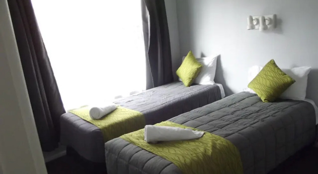 Апартаменты с 2 комнатами Admiral Motel
