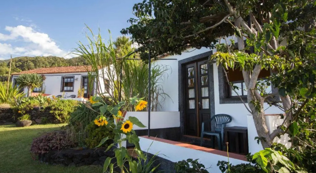 Jardim do Triângulo - Alojamento local, Rezerwuj Hotel Manadas Sao Jorge Island