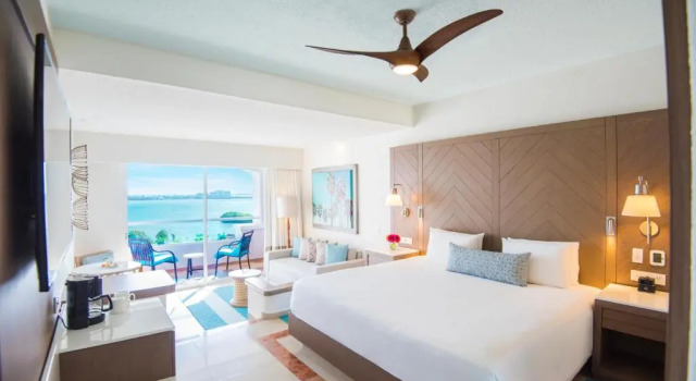 Двухместный полулюкс Sunscape Cancun All-Inclusive Resort & Spa by Hyatt
