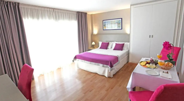 Студия Hotel El Faro Marbella