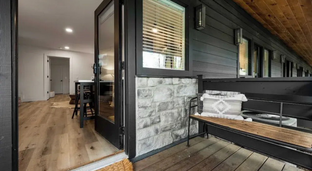 Firefly Mountain Lodge by Avantstay Sleeps 36 Indoor Pool, Hot Tub, Game Room, Playground