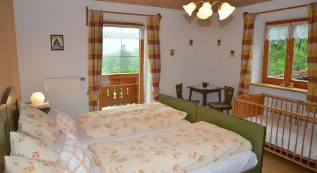 Ferienwohnung Oberthannlehen, Varaa Hotelli Hotellit Baijeri pysäköinnillä, Pysäköinti
